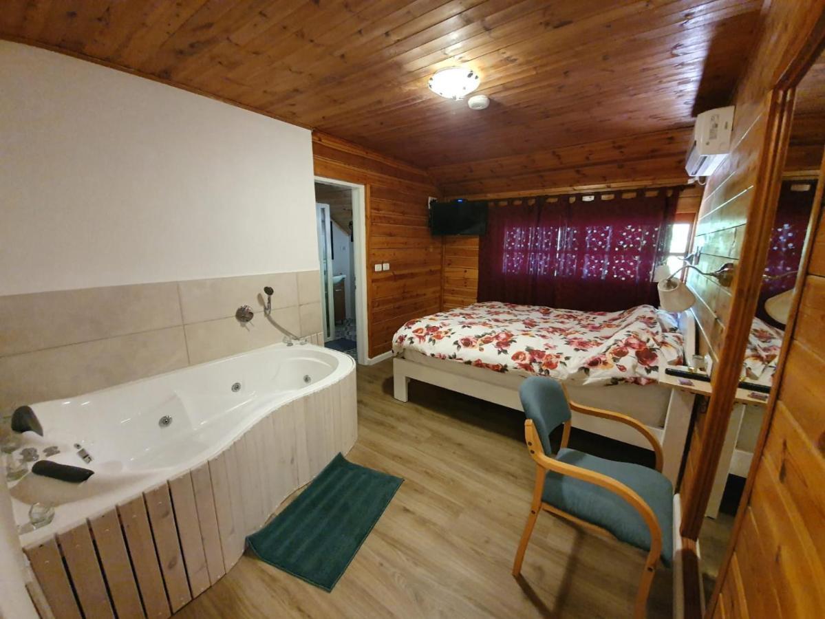 Switzerland In Amirim Villa Luaran gambar