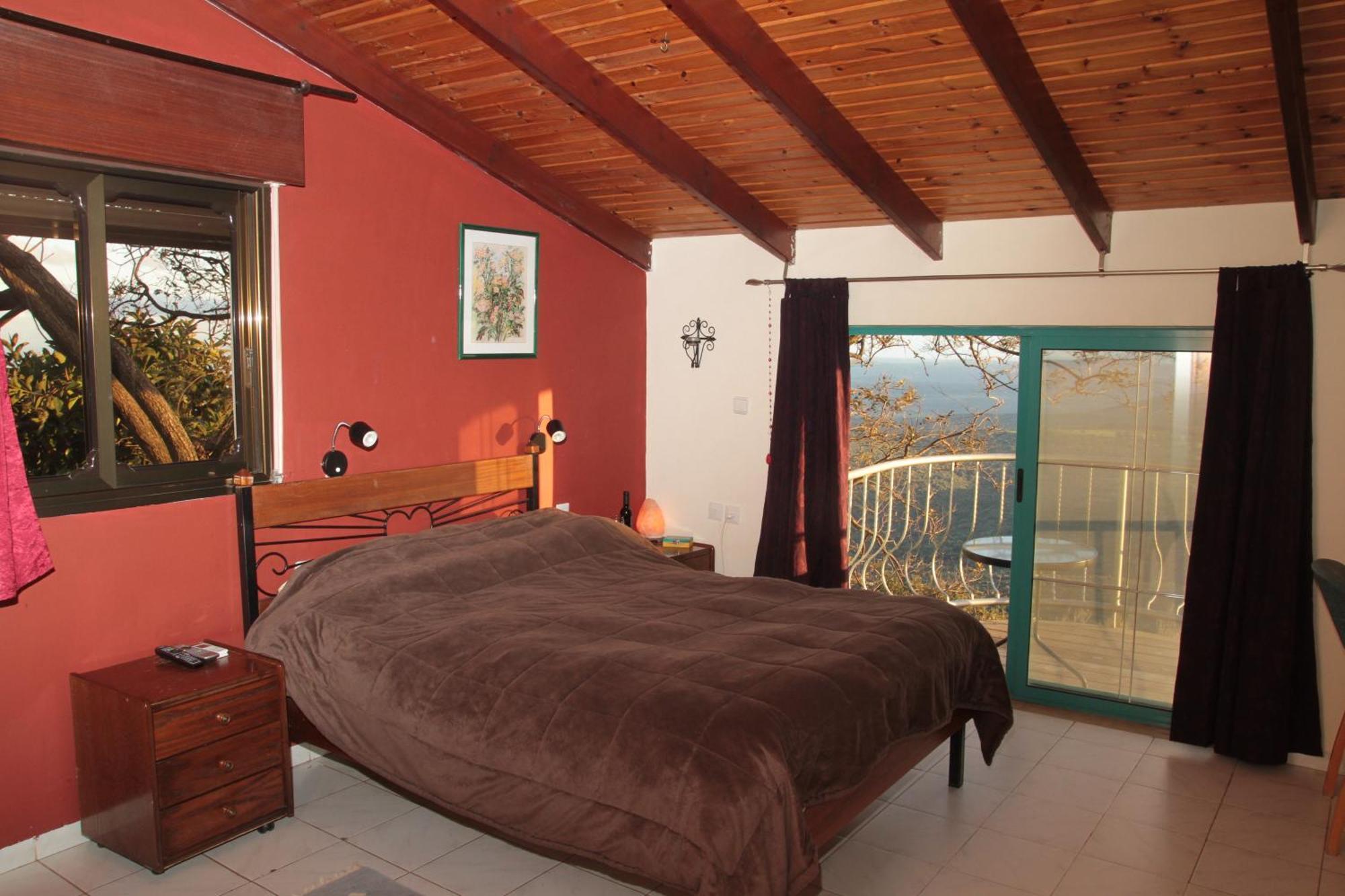 Switzerland In Amirim Villa Luaran gambar